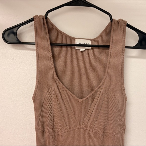 Olive & Oak Women's Tan Long dress Size Small Summer Bodycon Dress - Picture 3 of 7